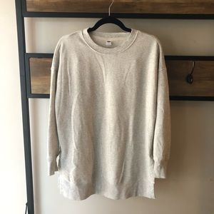 Old Navy Crew long Sweatshirt